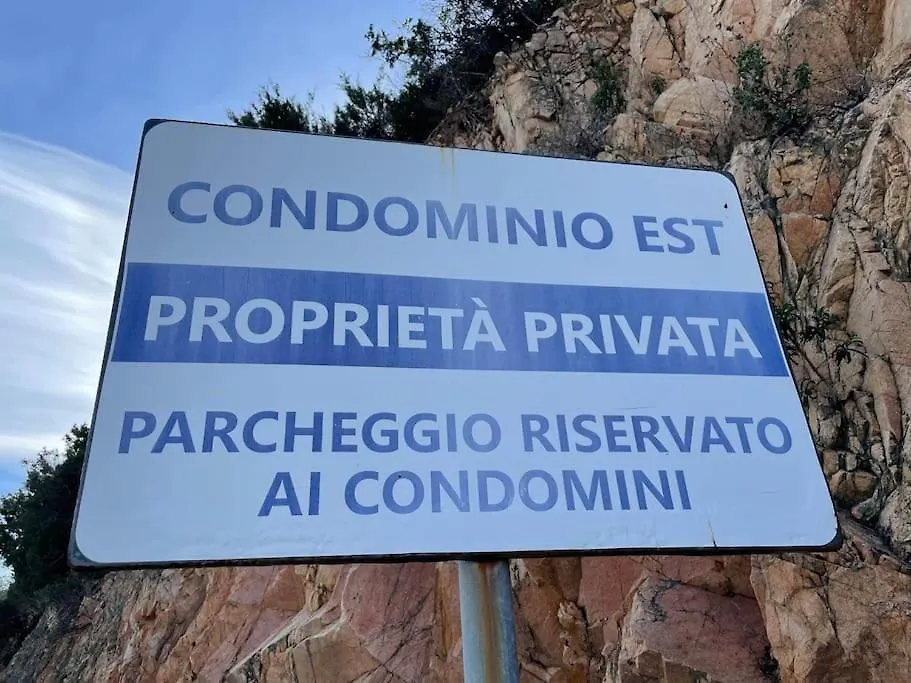 Punta Est Bilocale Giardino Vista Mare Apartment Capo Coda Cavallo Italy