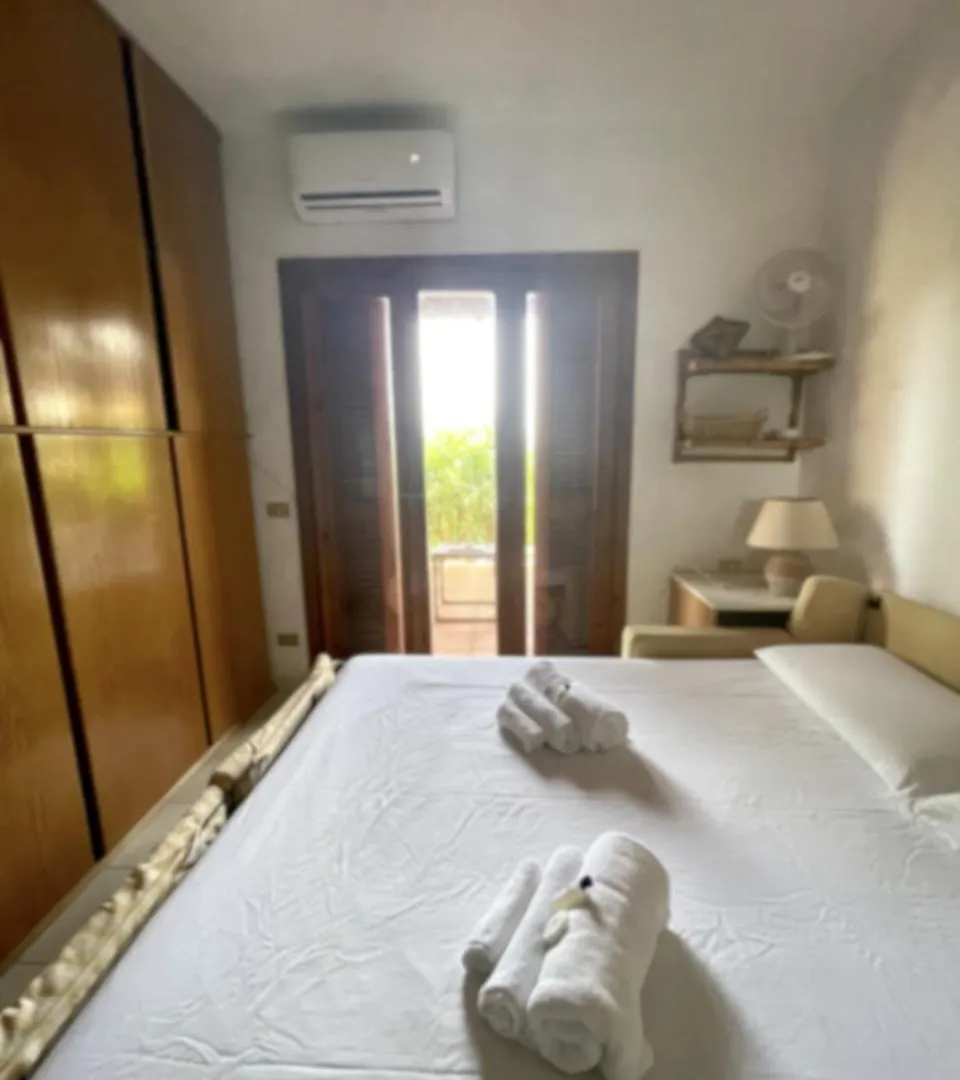 Punta Est Bilocale Giardino Vista Mare Apartment Capo Coda Cavallo 0*,  Italy